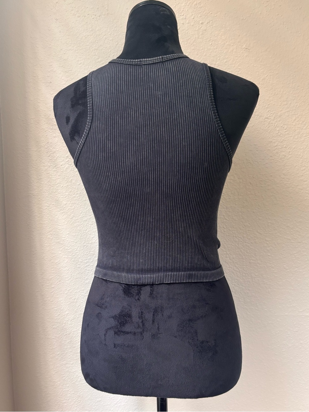 Daisy Black Ribbed Racerback Tank - Picture 3 of 4